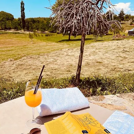 Etno Selo Vranesa Zlatar 酒店