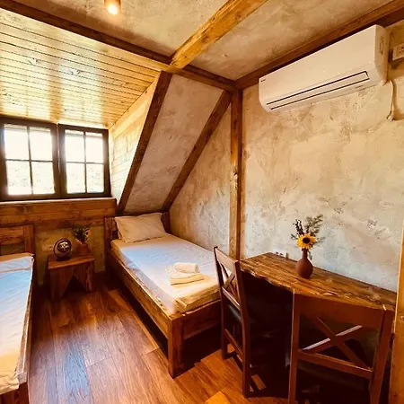 Etno Selo Vranesa Zlatar 酒店