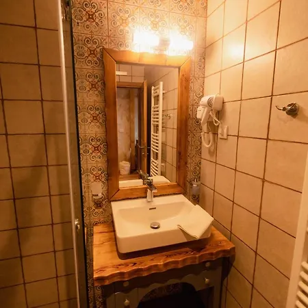 Etno Selo Vranesa Zlatar 酒店