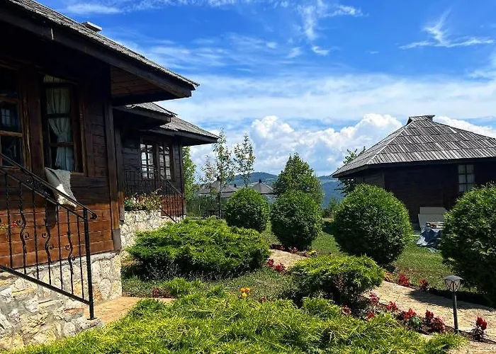 Etno Selo Vranesa Zlatar Hotel *